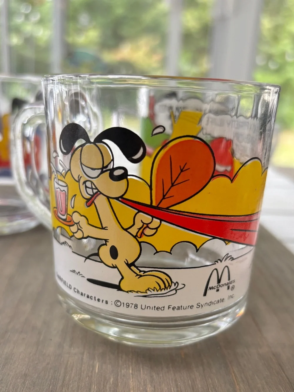 Garfield vintage glass